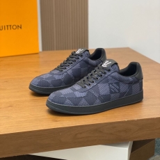 Louis Vuitton Low Shoes